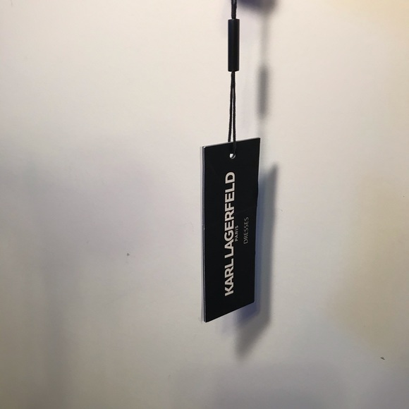 NWT Karl Lagerfeld Paris Red Plaid Cardigan Sz M - Picture 4 of 6